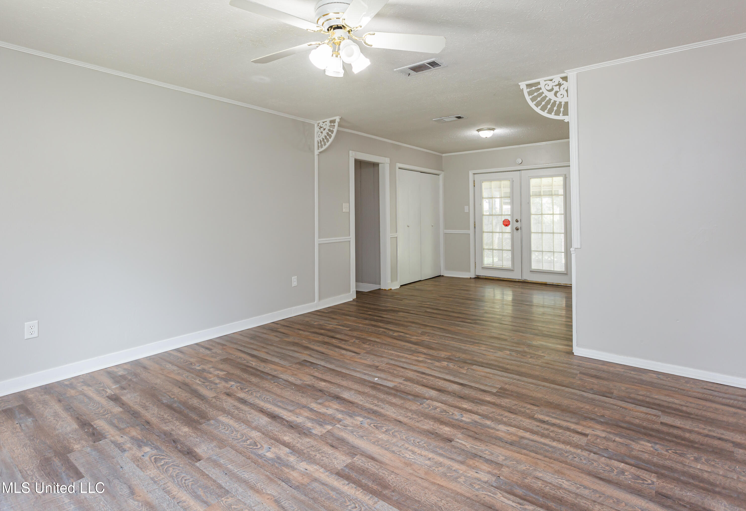 2362 Harahan Road Pearl, MS 39208 - Photo 15 of 33 V63A5826