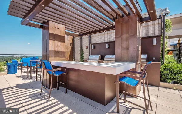 $2,000 | 851 North Glebe Road, Unit 1113, Arlington, VA 22203