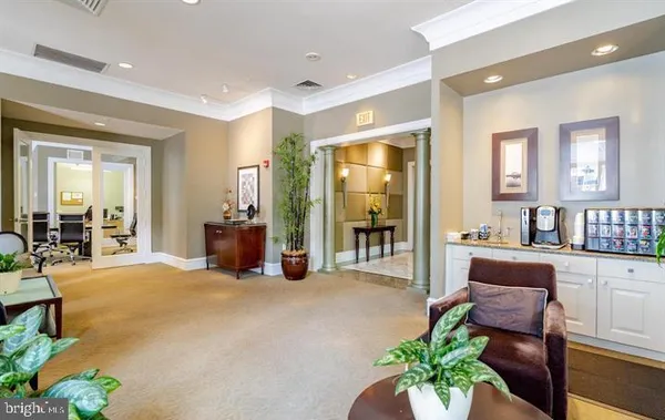 $2,000 | 851 North Glebe Road, Unit 1113, Arlington, VA 22203