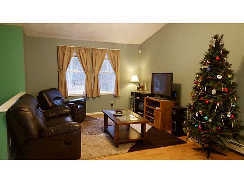 15 Wampanoag Trail Riverside, RI 02915 - Photo 5 of 12 Living Room.