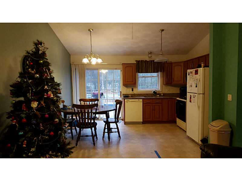 15 Wampanoag Trail Riverside, RI 02915 - Photo 6 of 12 Kitchen.