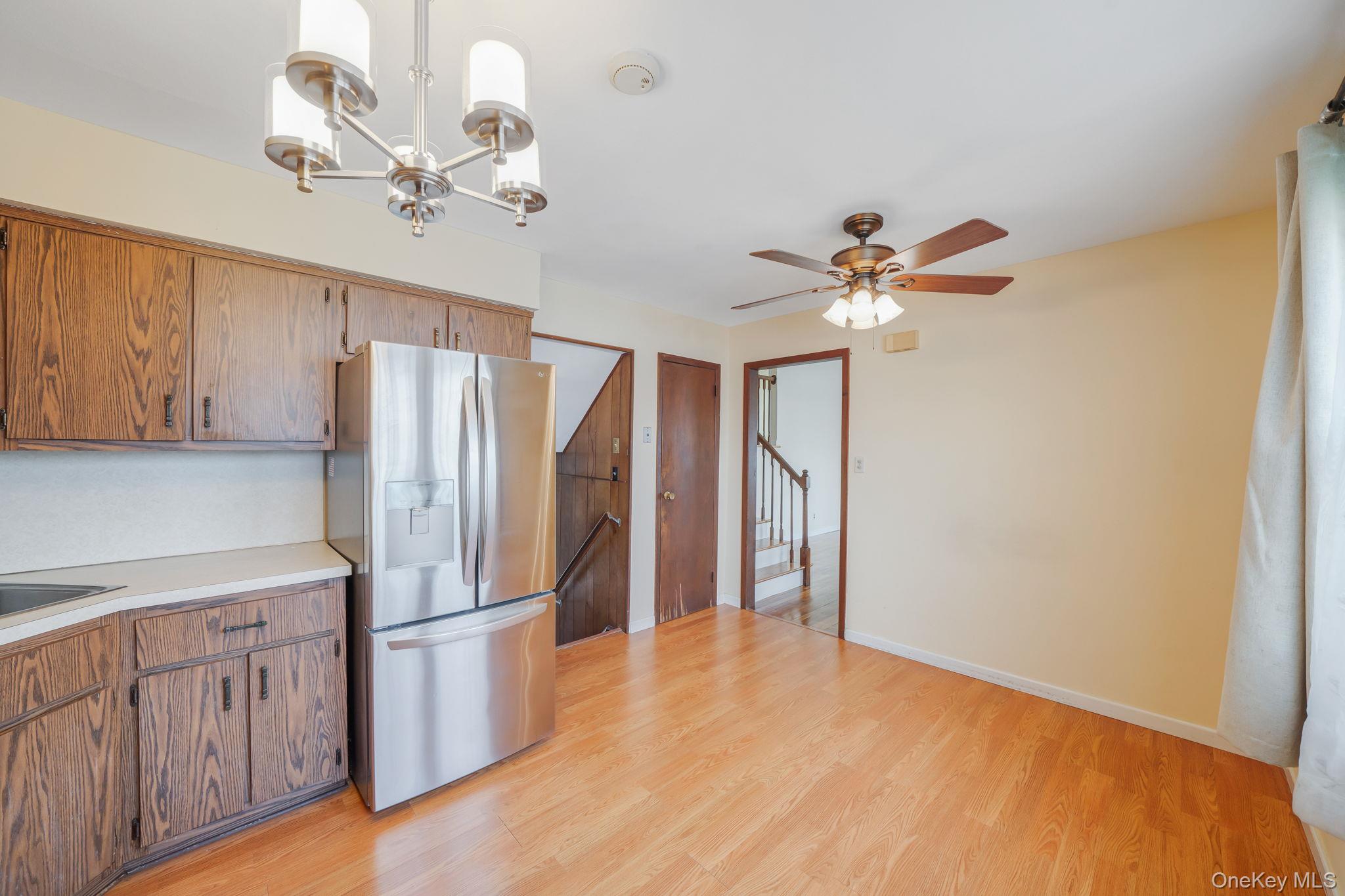 344 Woods Road North Babylon, NY 11703 - Photo 13 of 29