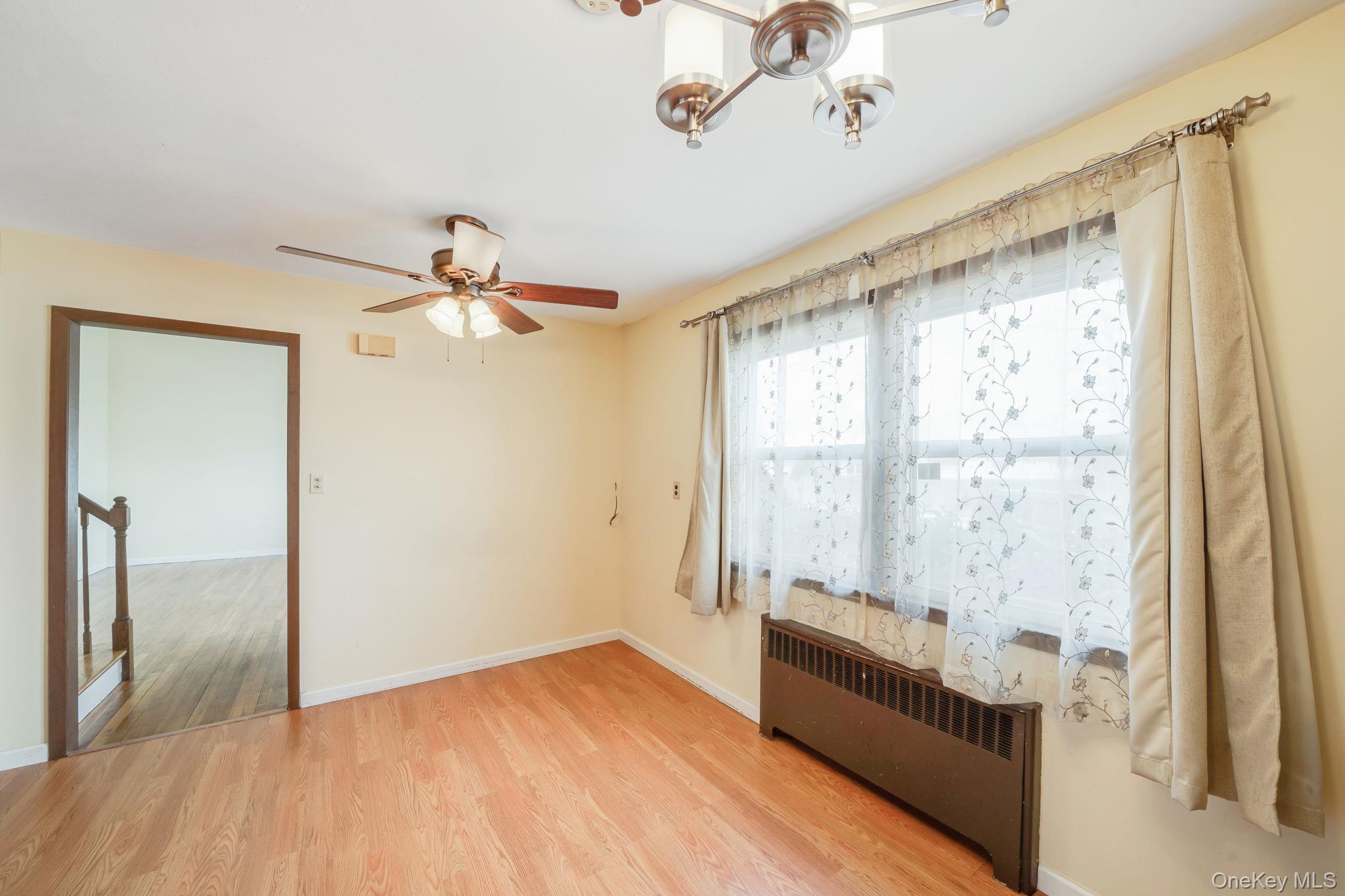 344 Woods Road North Babylon, NY 11703 - Photo 14 of 29