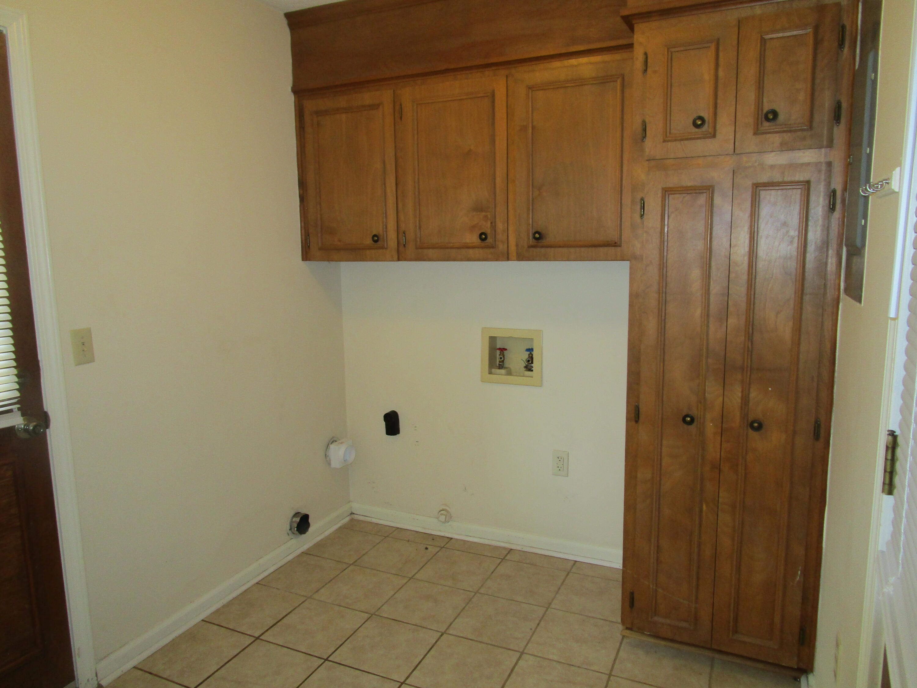2371 Orvis Street Sumter, SC 29154 - Photo 8 of 16
