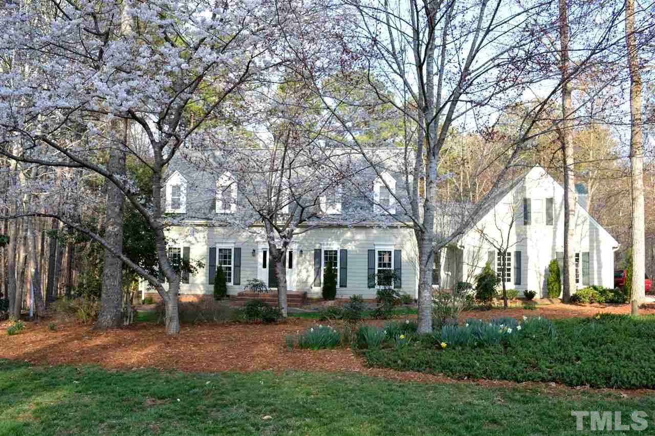 4820 Oak Way Raleigh, NC 27613 - Photo 2 of 25 front view of a house with a yard
