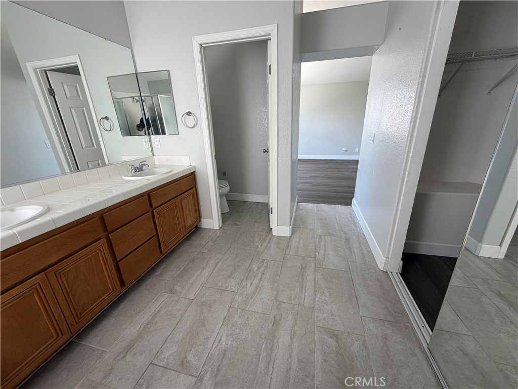 14870 Rodeo Way Fontana, CA 92336 - Photo 19 of 23
