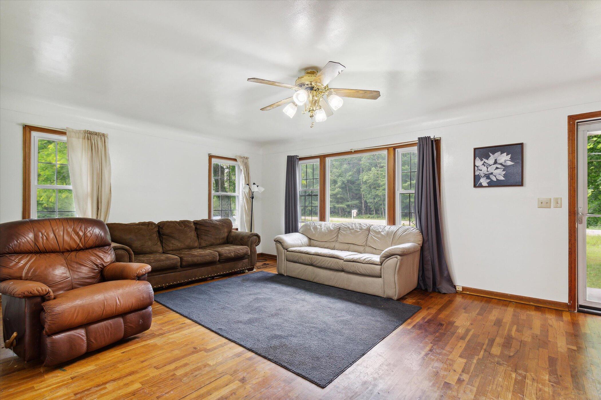 4845 Sheridan Road Vassar, MI 48768 - Photo 6 of 21 06-4845-Sheridan-Rd-Vassar-MI-48768-Wind