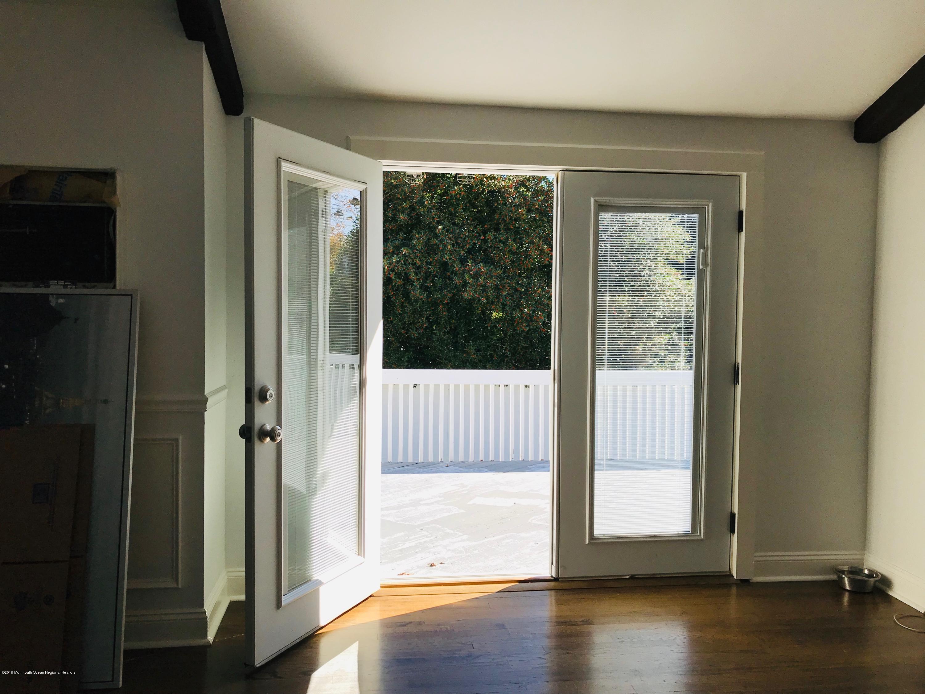 675 Harmony Road Middletown, NJ 07748 - Photo 10 of 15 IMG-8724