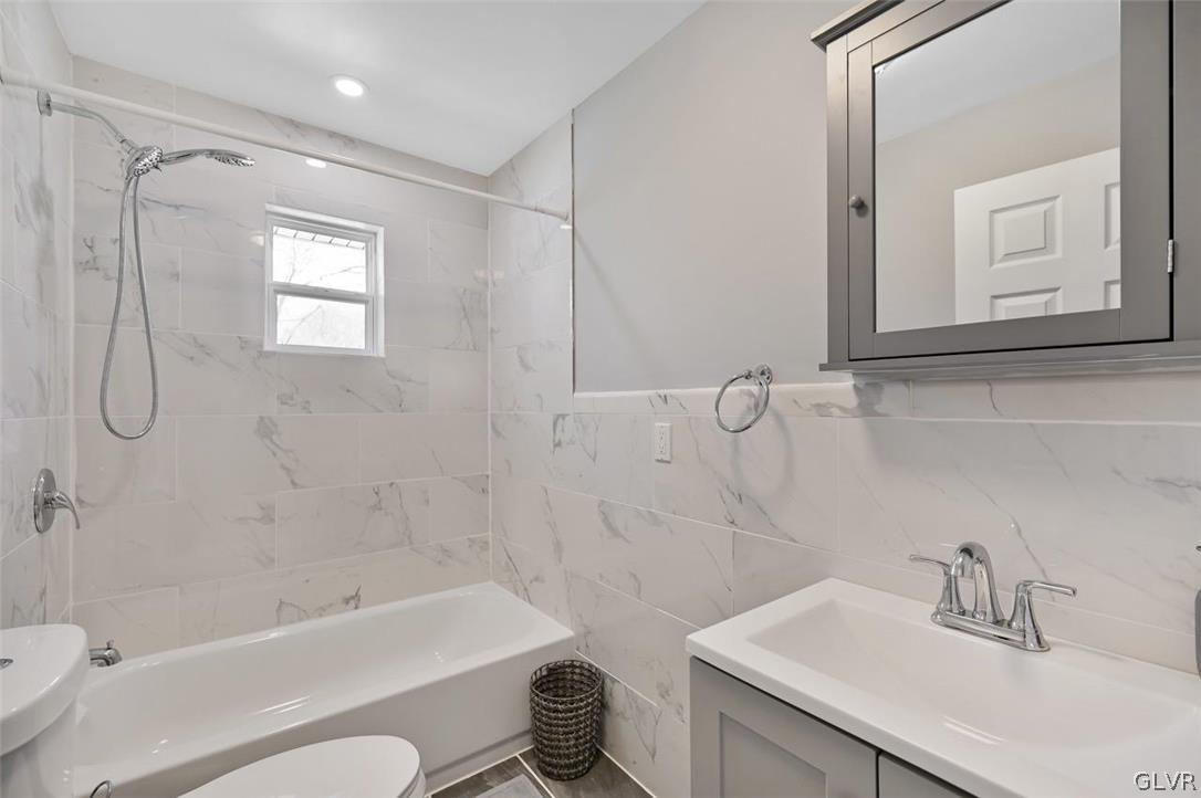 1111 Bracts Road Effort, PA 18330 - Photo 24 of 42 a bathroom with a sink a toilet and shower