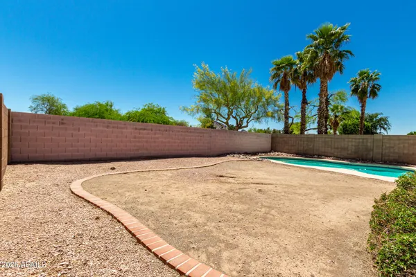 $2,250 | 2243 East Edna Avenue, Phoenix, AZ 85022