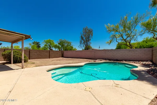$2,250 | 2243 East Edna Avenue, Phoenix, AZ 85022
