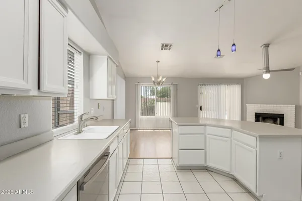 $2,250 | 2243 East Edna Avenue, Phoenix, AZ 85022
