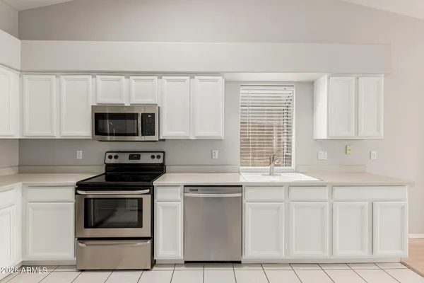 $2,250 | 2243 East Edna Avenue, Phoenix, AZ 85022