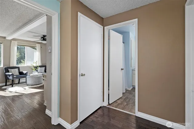 $499,000 | 1930 North Fir Woods Place, Oak Harbor, WA 98277