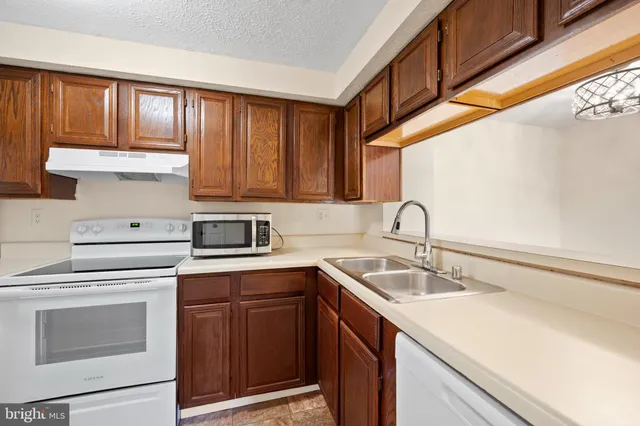 $1,750 | 26008 Brigadier Place, Unit E, Damascus, MD 20872