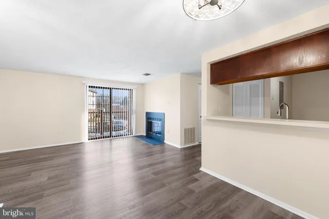 $1,750 | 26008 Brigadier Place, Unit E, Damascus, MD 20872