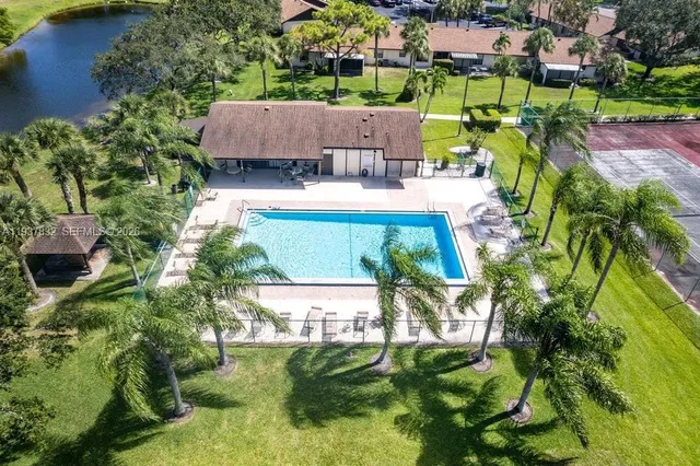 $2,128 | 78 VÃa De Casas Norte, Boynton Beach, FL 33426