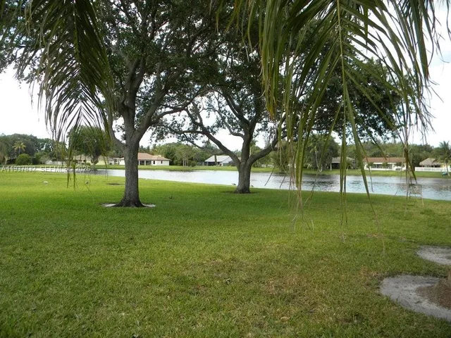 $2,128 | 78 VÃa De Casas Norte, Boynton Beach, FL 33426