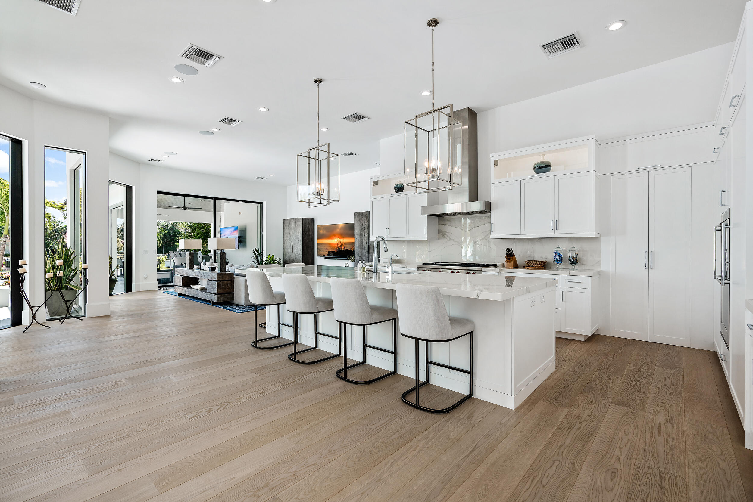 389 Eagle Drive Jupiter, FL 33477 - Photo 11 of 47 Kitchen