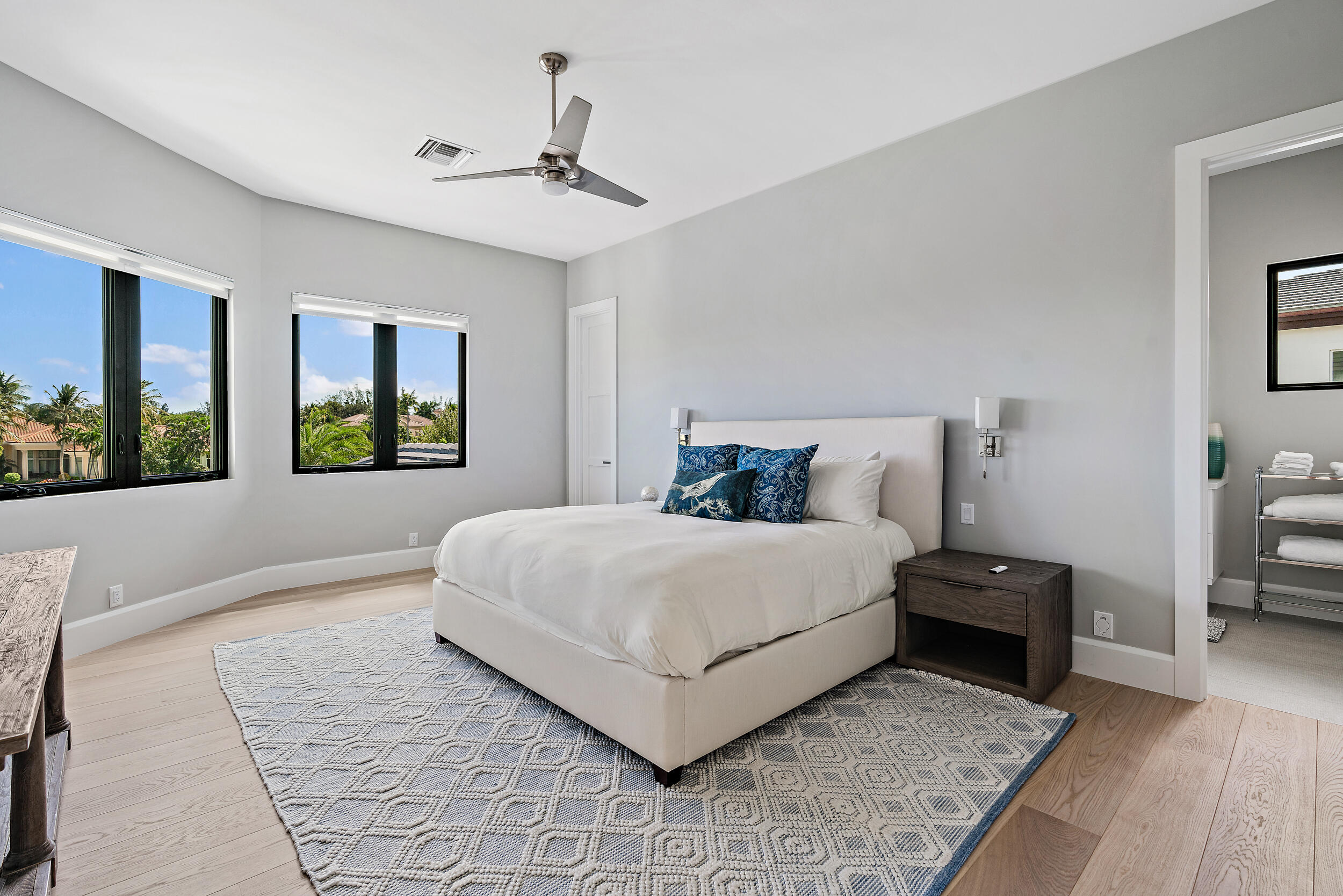 389 Eagle Drive Jupiter, FL 33477 - Photo 29 of 47 Guest Bedroom