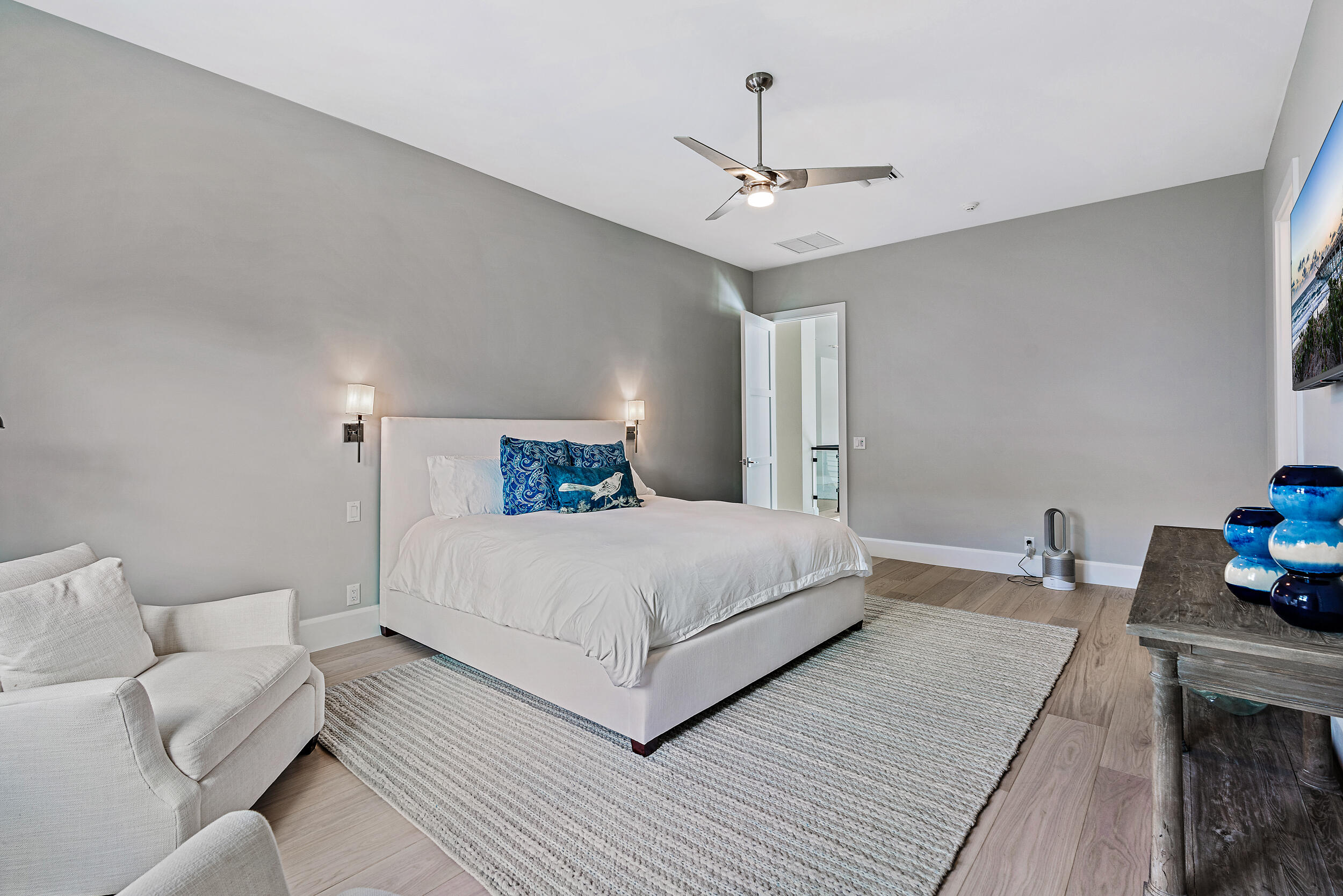 389 Eagle Drive Jupiter, FL 33477 - Photo 30 of 47 Guest Bedroom