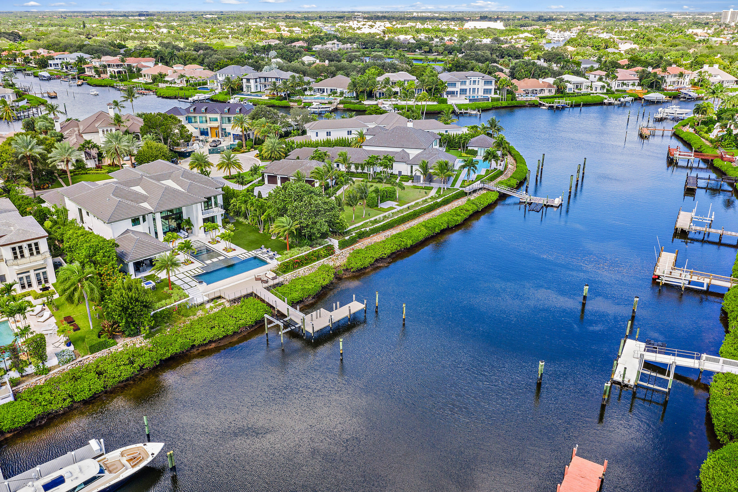 389 Eagle Drive Jupiter, FL 33477 - Photo 39 of 47 Aerial