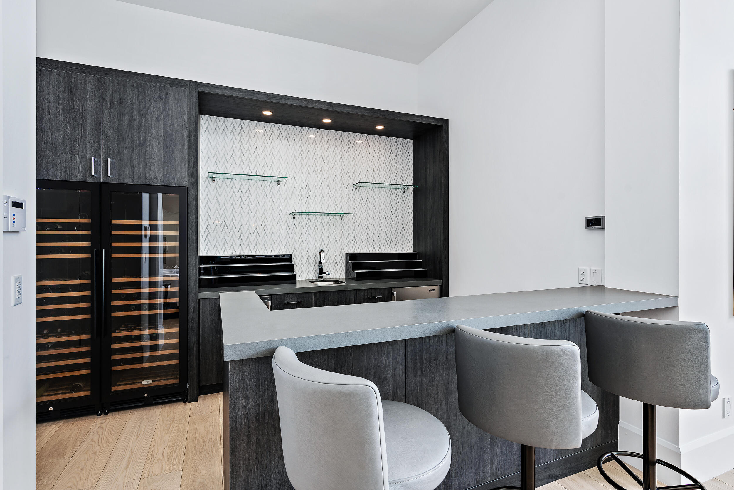 389 Eagle Drive Jupiter, FL 33477 - Photo 6 of 47 Wet Bar