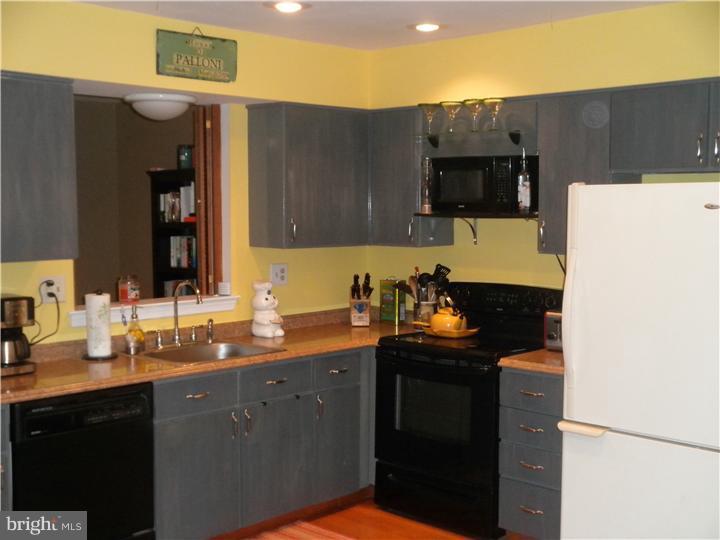 115 Talgrath Court Exton, PA 19341 - Photo 10 of 25 Kitchen