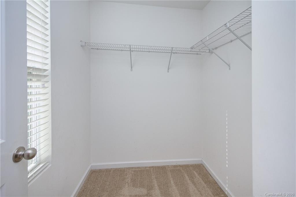 2743 Bramble Ridge Court Charlotte, NC 28215 - Photo 20 of 29 Gallery Image 20