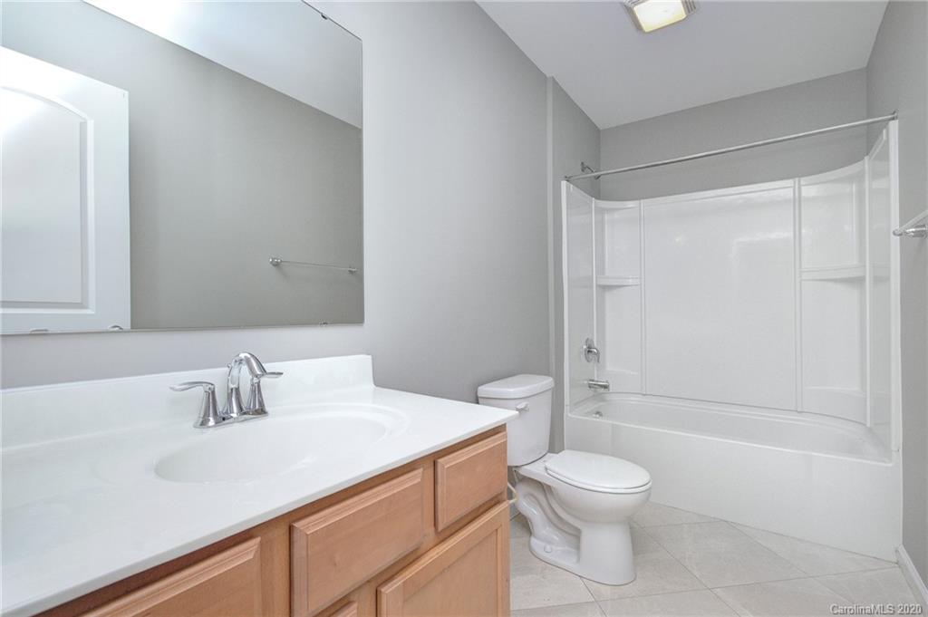 2743 Bramble Ridge Court Charlotte, NC 28215 - Photo 21 of 29 Gallery Image 21