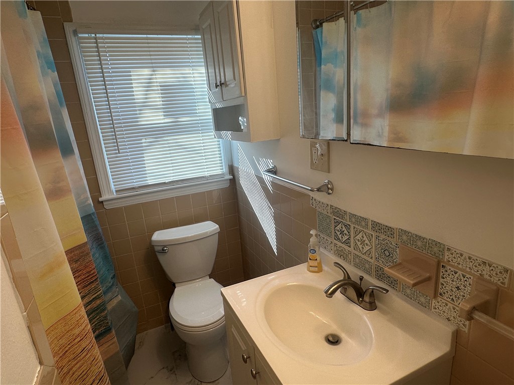 65 Johnson Street, Unit D Pawtucket, RI 02860 - Photo 18 of 22