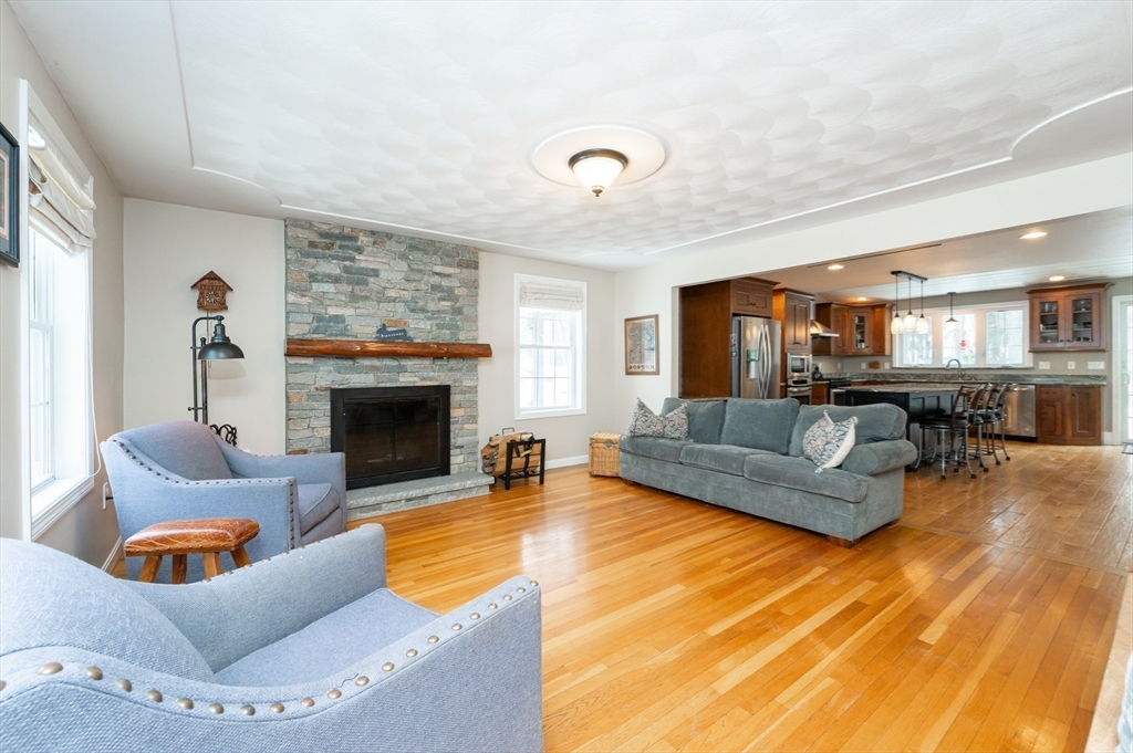 55 Parker Road Chelmsford, MA 01824 - Photo 11 of 41