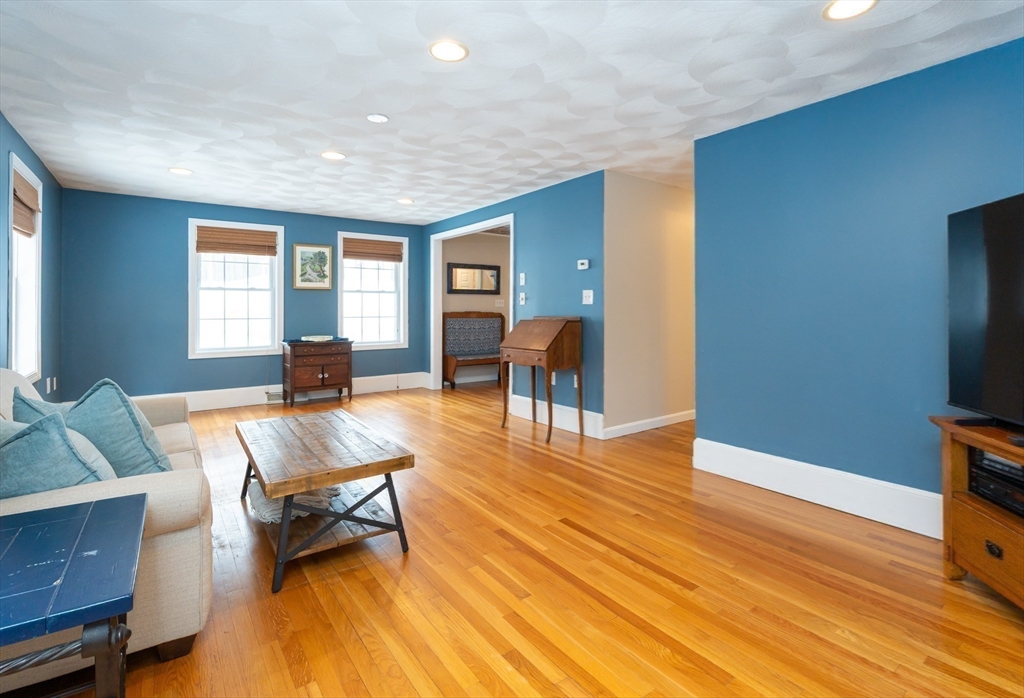 55 Parker Road Chelmsford, MA 01824 - Photo 15 of 41