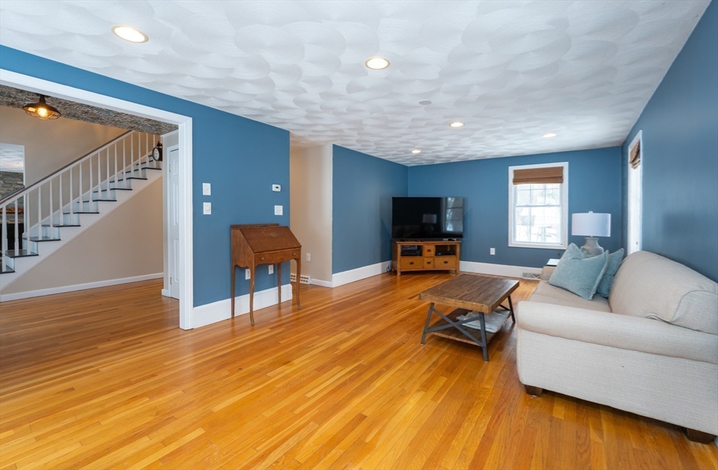 55 Parker Road Chelmsford, MA 01824 - Photo 16 of 41