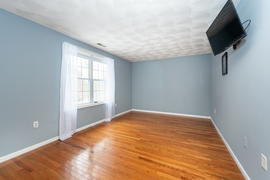 55 Parker Road Chelmsford, MA 01824 - Photo 26 of 41