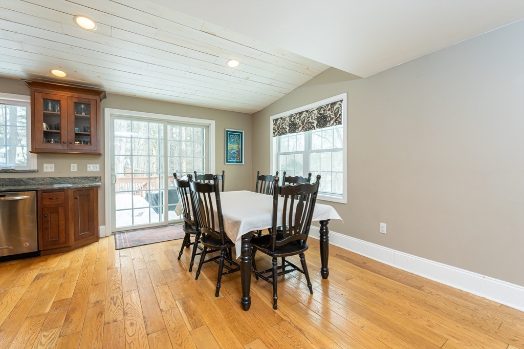 55 Parker Road Chelmsford, MA 01824 - Photo 6 of 41