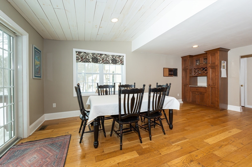 55 Parker Road Chelmsford, MA 01824 - Photo 7 of 41