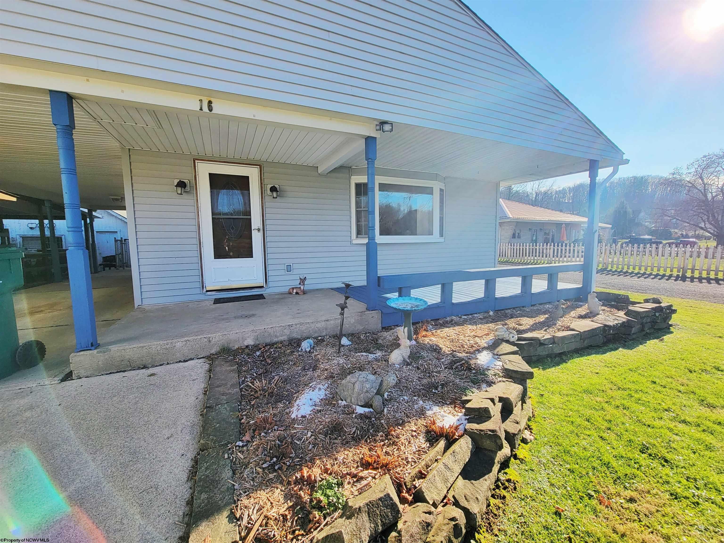 1238 Maple Lake Road Bridgeport, WV 26330 - Photo 2 of 18 Gallery Image 2