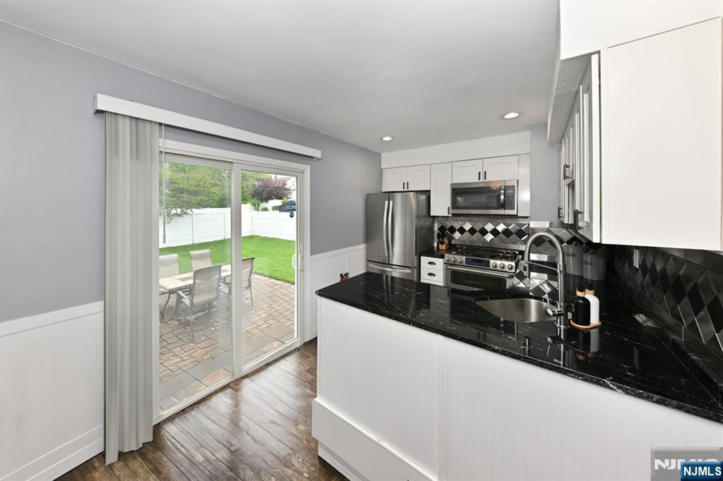 575 Allwood Road Clifton, NJ 07012 - Photo 7 of 21