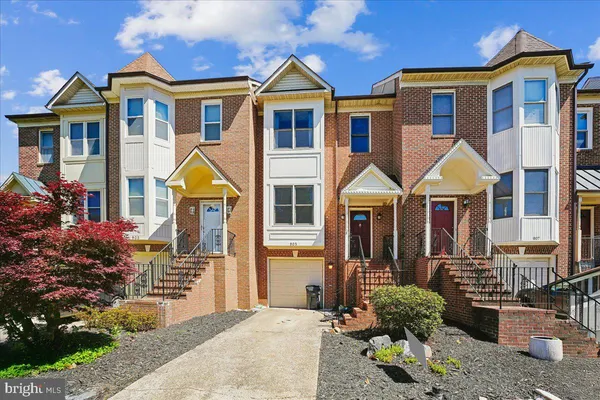 $2,450 | 905 Shaw Court, Fredericksburg, VA 22405