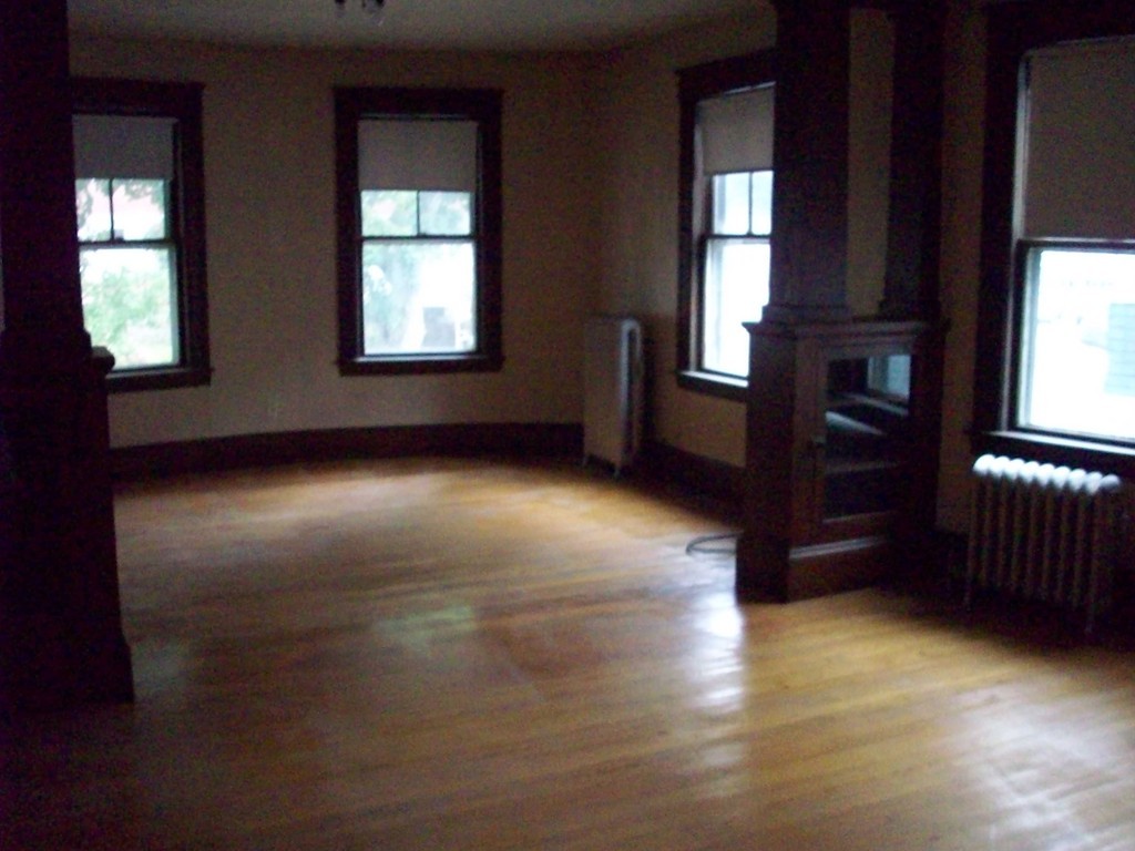 54 Fairfax Road Worcester, MA 01610 - Photo 9 of 18 Gallery Image 9