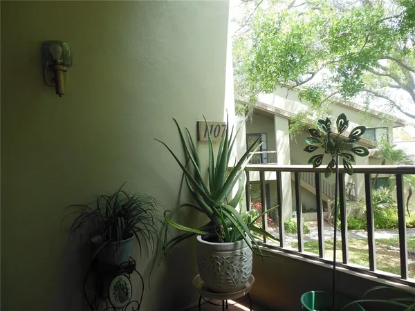 $374,900 | 3053 Landmark Boulevard, Unit 1107, Palm Harbor, FL 34684
