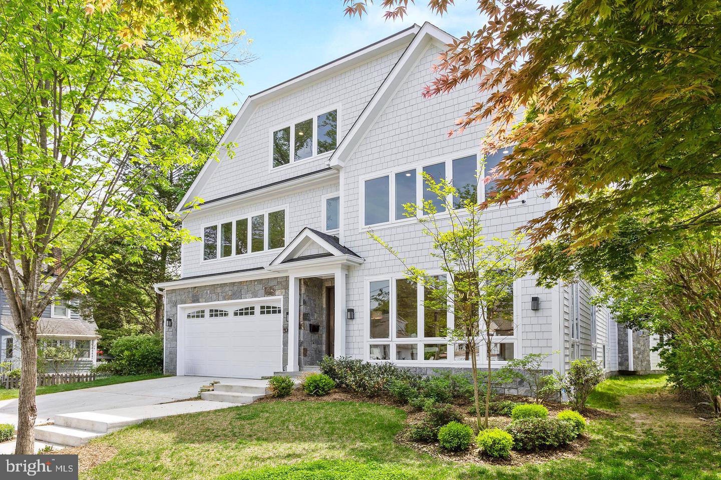 3706 Spring Street Chevy Chase, MD 20815 - Photo 57 of 63 Front Yard