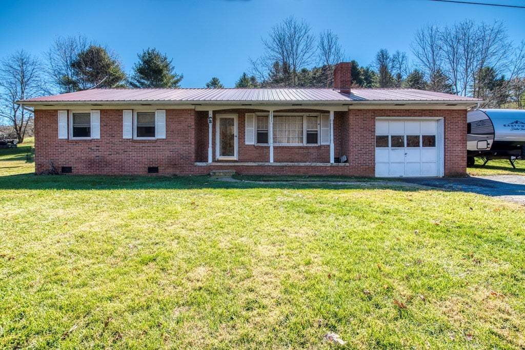 2830 South Fork Road Sugar Grove, VA 24375 - Photo 2 of 15 Gallery Image 2