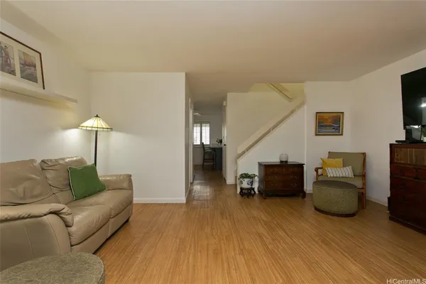$590,000 | 95-050 Hokuiwa Street, Unit 205, Mililani, HI 96789