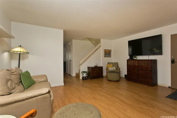 $590,000 | 95-050 Hokuiwa Street, Unit 205, Mililani, HI 96789