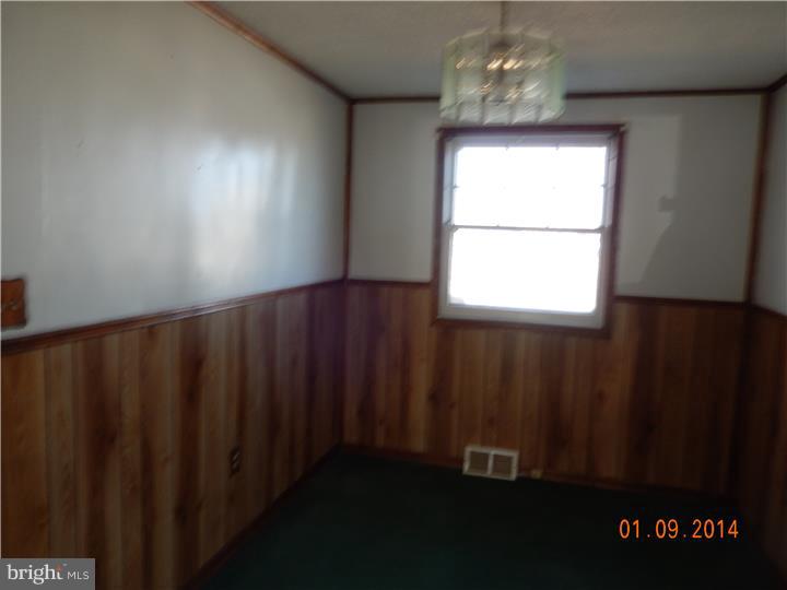 11 Louise Road New Castle, DE 19720 - Photo 4 of 6 Gallery Image 4