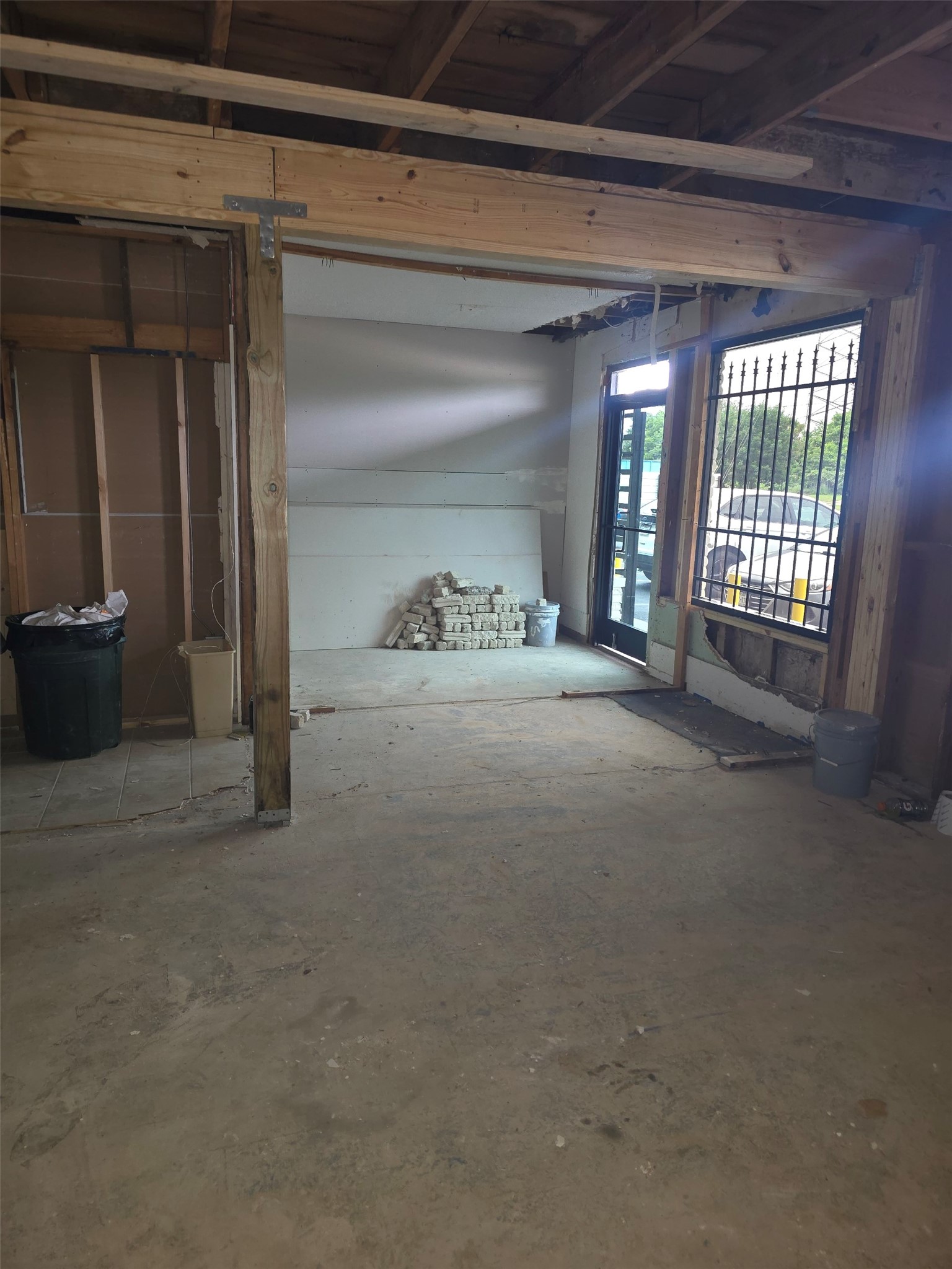 3619 Reed Road Houston, TX 77051 - Photo 10 of 15