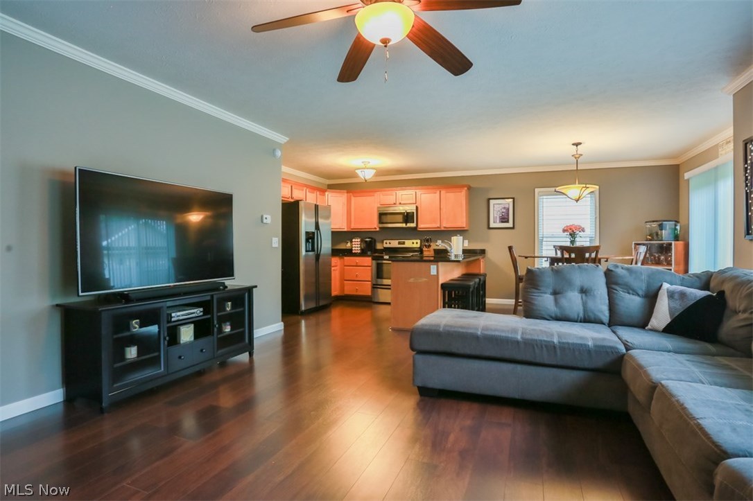 5700 Cherokee Road Cleveland, OH 44124 - Photo 5 of 33