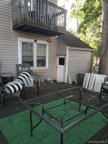 715 County Line Road Amityville, NY 11701 - Photo 3 of 8
